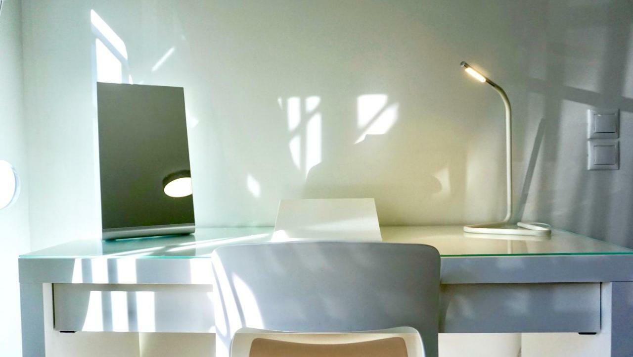 Stylish Apartment With Patio, 5Min To Metro Αθήνα Εξωτερικό φωτογραφία